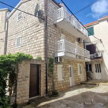 Centar 3 Apartment